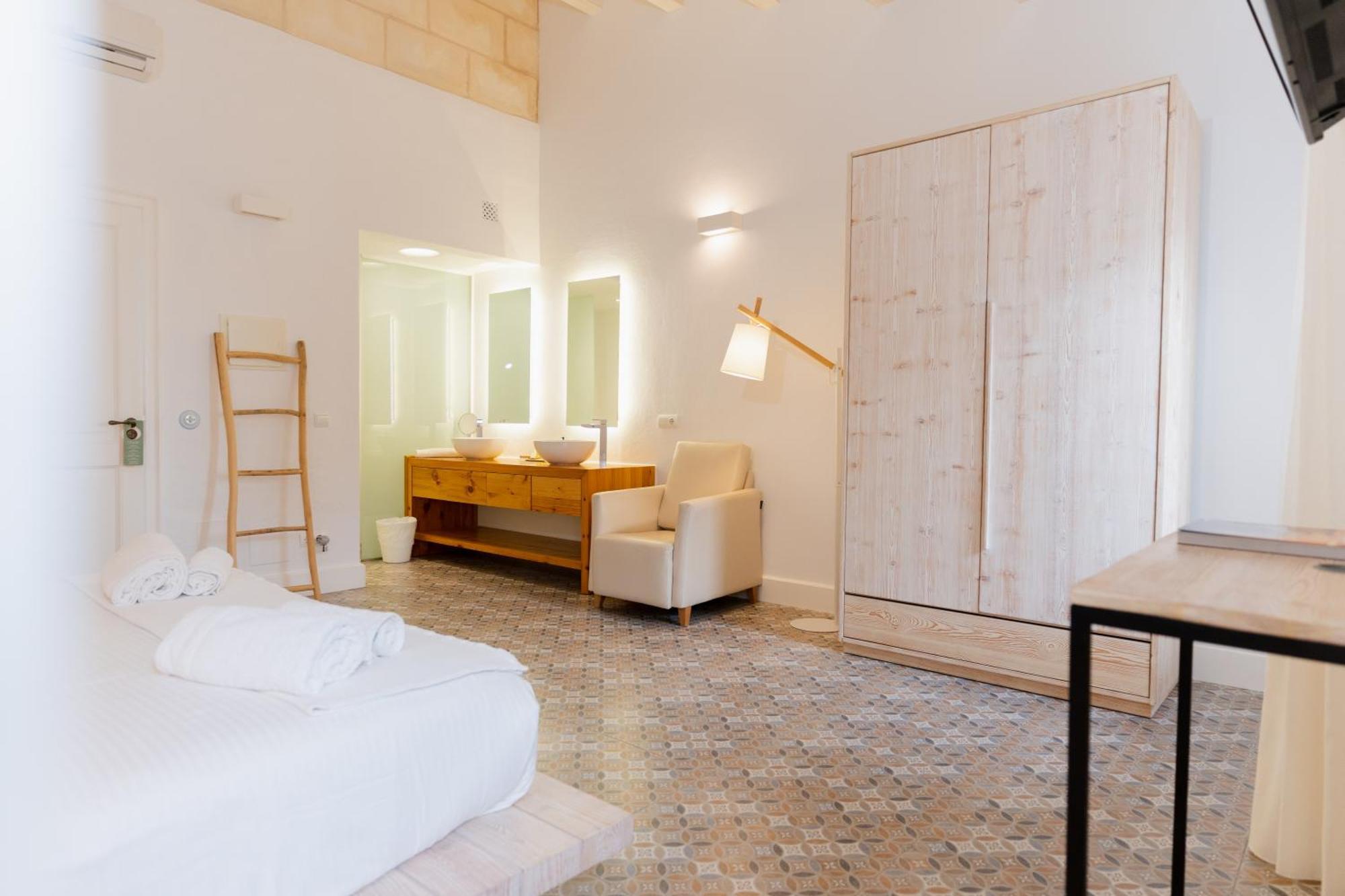 Hotel Can Roca Nou Maó